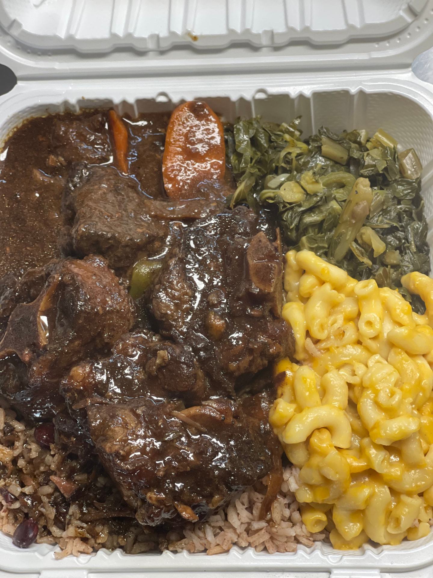 Jamaican food and cooking at Lawrence Caribbean — photo 2