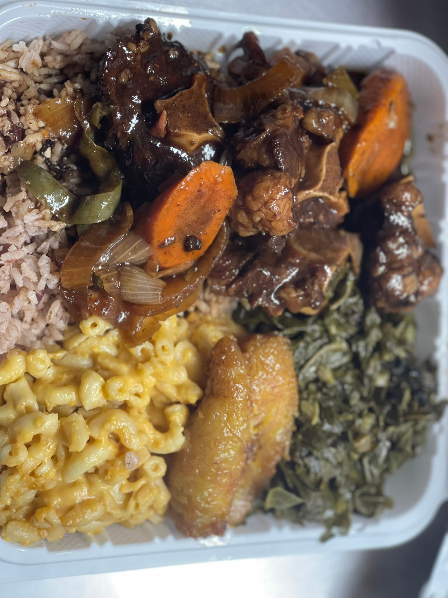 Jamaican food and cooking at Lawrence Caribbean — photo 8